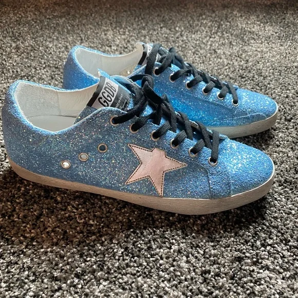 NEW Golden Goose Superstars - Picture 1 of 7